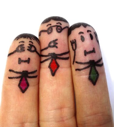 finger man geruechte geruecht unterhalten tratschen